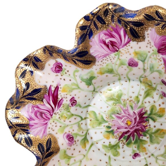 Antique 3 Footed Moriage Floral Nippon Hand Painted Nut Bowl w/Gold Leaf Detail - Picture 5 of 9